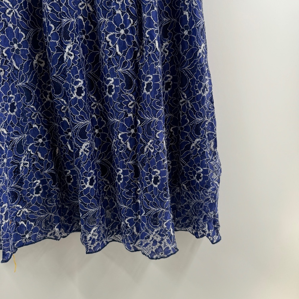 LuLaRoe Elegant Lola Skirt NWT – Women’s Medium Blue Lace Overlay - Picture 3 of 4
